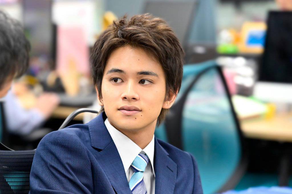 松冈茉优《钱断情始》9月开播，《凪的新生活》