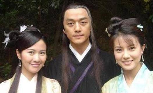 叶璇真的太接地气了，半夜搭顺风车，坐绿皮火