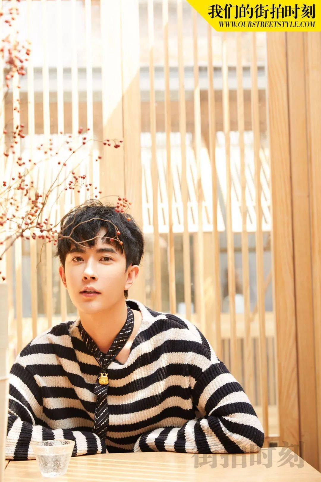 项链|也许你和万茜 泫雅 Jennie衣品的距离，只差这几件配饰的运用！