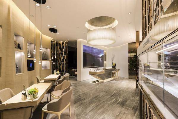 �����ӱ�ȥ���� | ��ʿ��ɽ�Ⱥ��Գ�Ϊ���ӱ��ȡ�