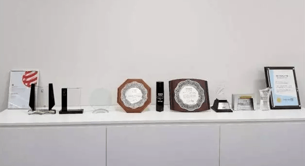 角质|能搓出“脏东西”的它3秒卖出一瓶！去角质、黑头、收毛孔，给你肌肤来次“大扫除”!