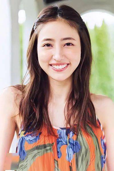 发型|16款适合夏季的日系小颜发型！让你的气质焕然一新！