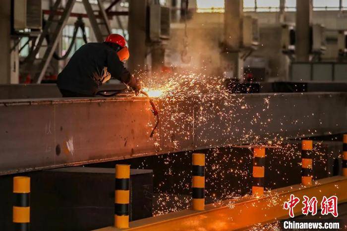 园区|防疫生产两不误 新疆兵团乌鲁木齐工业园区54家企业正常生产