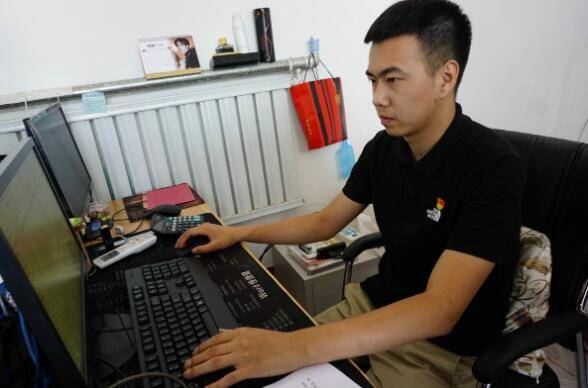 刘嘉玮|网格员、在线学习服务师……新职业成了大学生择业新热点