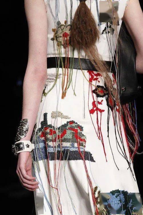 服装|时装秀场上美到窒息的"背影杀杀杀杀手"?神仙设计师俘获芳心的秘诀就是不放过任何一个细节!