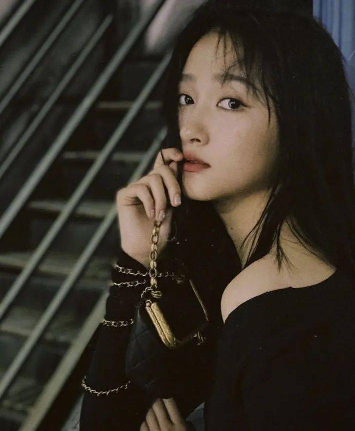 香水|不知道选什么香水？跟着欧阳娜娜、赵露思、关晓彤……购买就行了