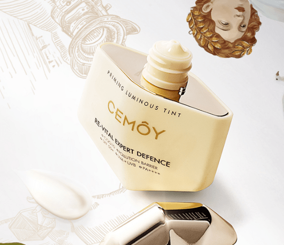 女孩|金靖是如何一步步走入大众视野的？爱笑的女孩运气不会太差