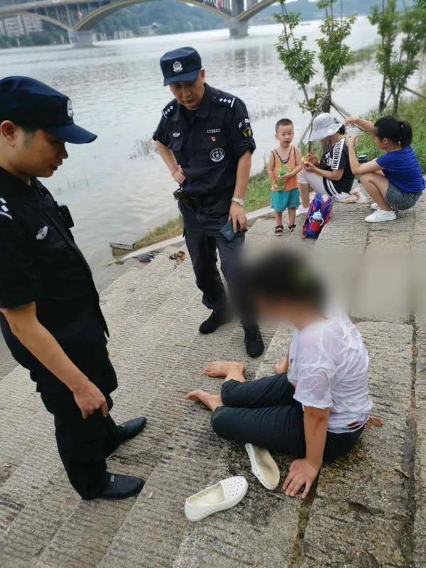 资阳区|年轻女子跳江轻生，警民携手成功救回