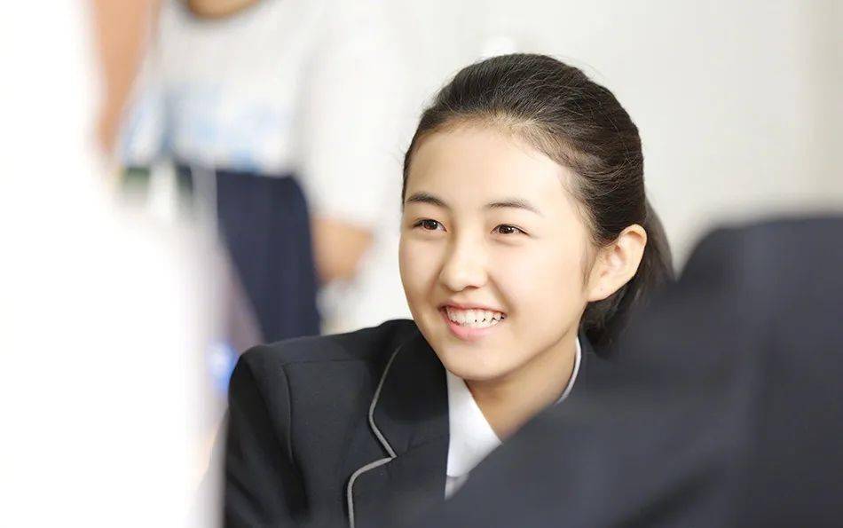 向俞星|“方一凡”跟杨超越的室友恋爱了？