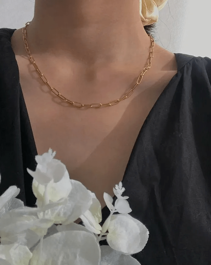 姨太|我在ZARA的打折区，淘到一大波好看的连衣裙！