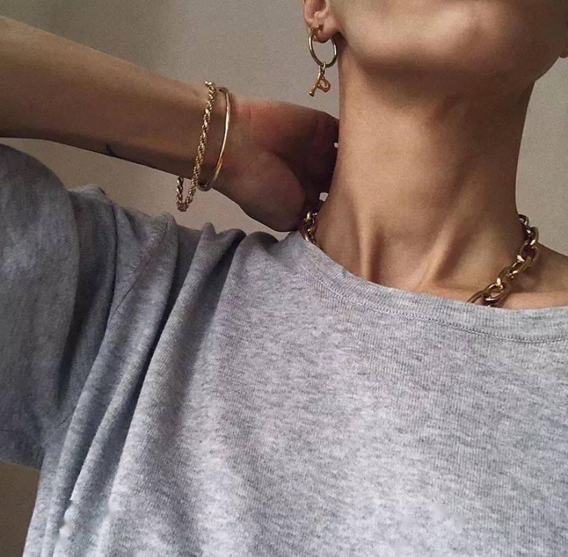 blouse|别总穿极简了,2020年“法式风”最流行!好看又高级!