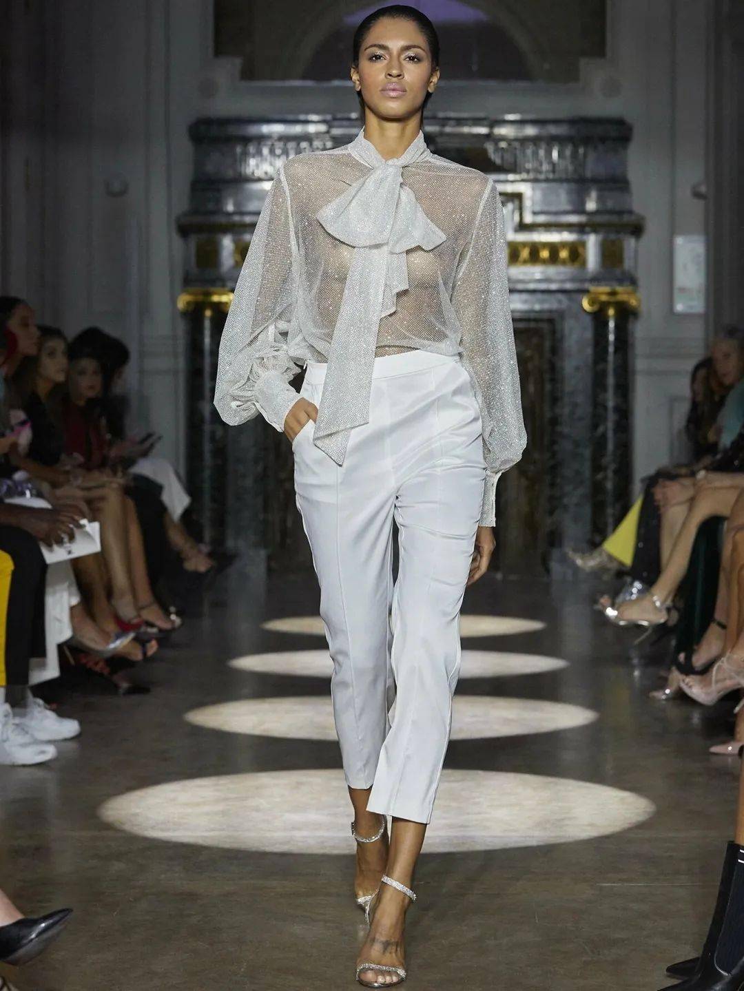 品牌|扬言要干掉ZARA，这个爆红全球的中国品牌，90%的国人居然不认识?