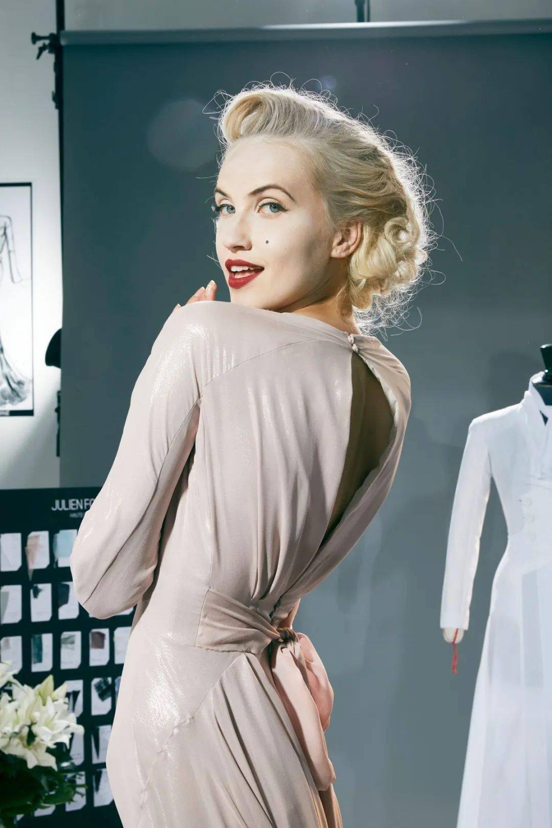 时装周|负重而行的巴黎高定时装周,怎么做才能逆天改命?