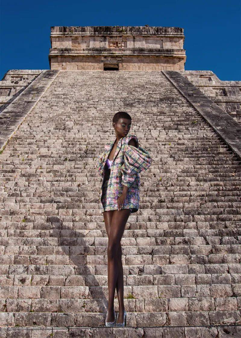 时装周|负重而行的巴黎高定时装周,怎么做才能逆天改命?