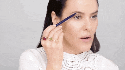 人间|别不信，绮绮子“人间鹦鹉妆”，一画年轻5岁！