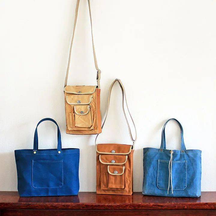 Rootote|王漫妮的通勤包一大摞，这随性帆布袋最靠谱