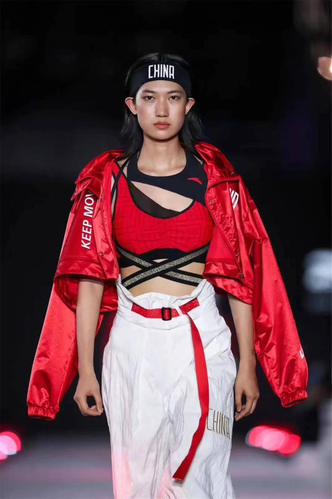 安踏|张继科、李佳琦、关晓彤、郎朗等一线大咖都来了！安踏这个发布会太牛了