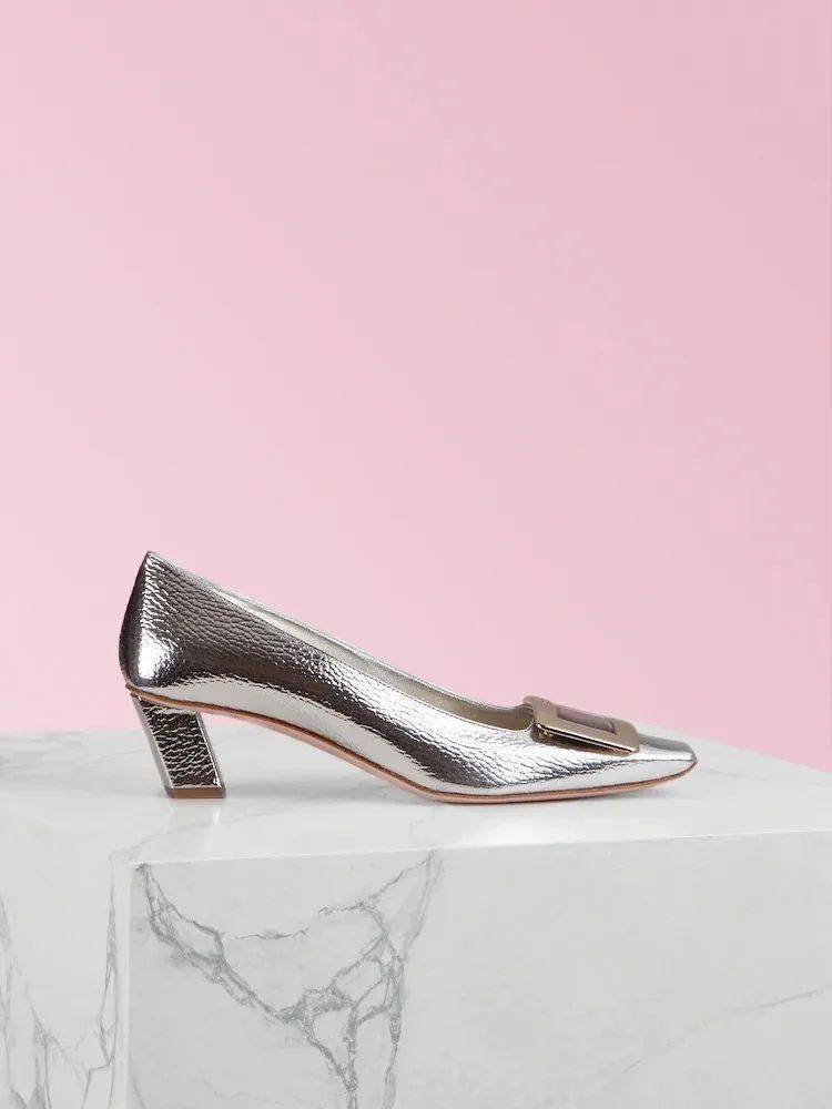 Roger|骨灰级经典Roger Vivier方扣鞋，又出了绝美新款！