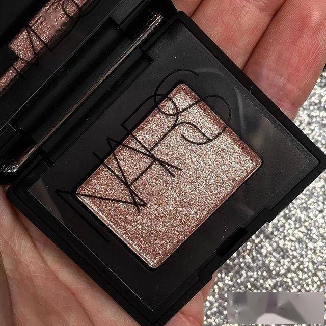 橘色|金请夏绝美回归！彩色眼影也能消肿又好看！