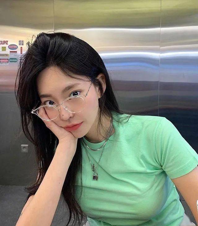 橘色|金请夏绝美回归！彩色眼影也能消肿又好看！