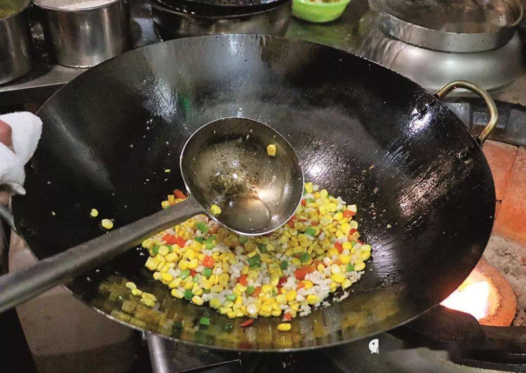 黄亮|褪去粗粮身份,玉米粒成热门食材!7道旺销菜,黄亮诱人!
