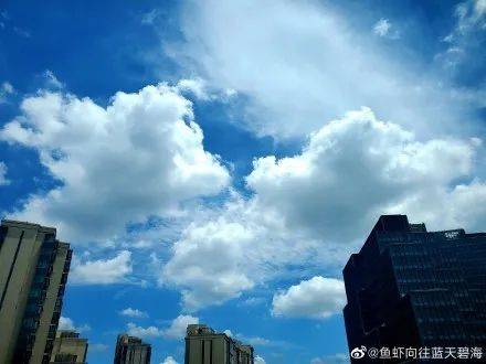 天空|34-35℃何时休？看网友花式斗“云”