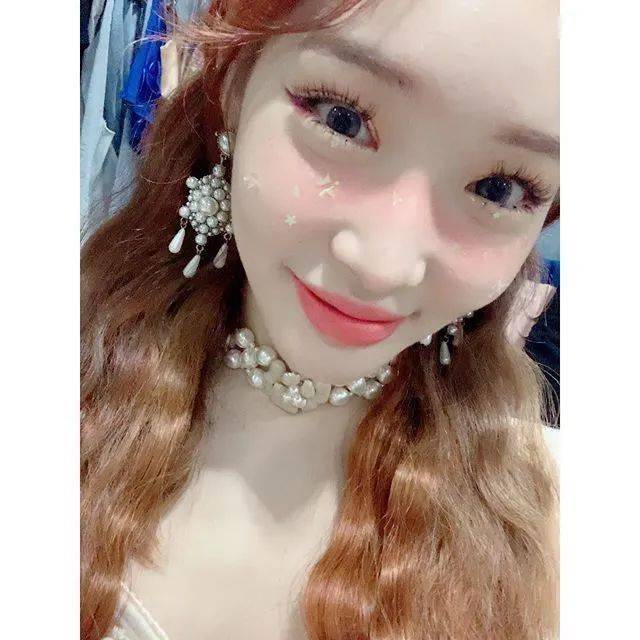 橘色|金请夏绝美回归！彩色眼影也能消肿又好看！