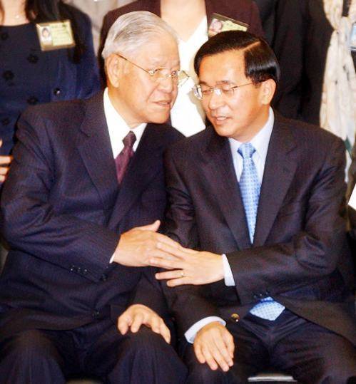 台湾|黄智贤：李登辉死了，留给台湾什么