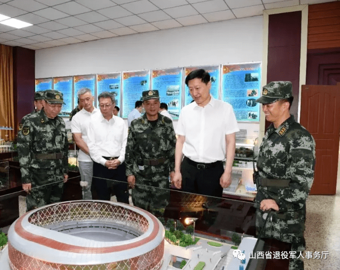 武警山西总队政委李清涛,省委政法委常务副书记闫喜春,省退役军人事务