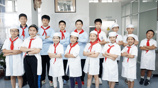 牙齿|新长出来的牙齿为啥那么大？孩子换牙后