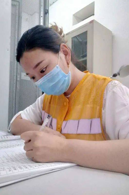 通信员|又美又飒！看“兵姐姐”变装