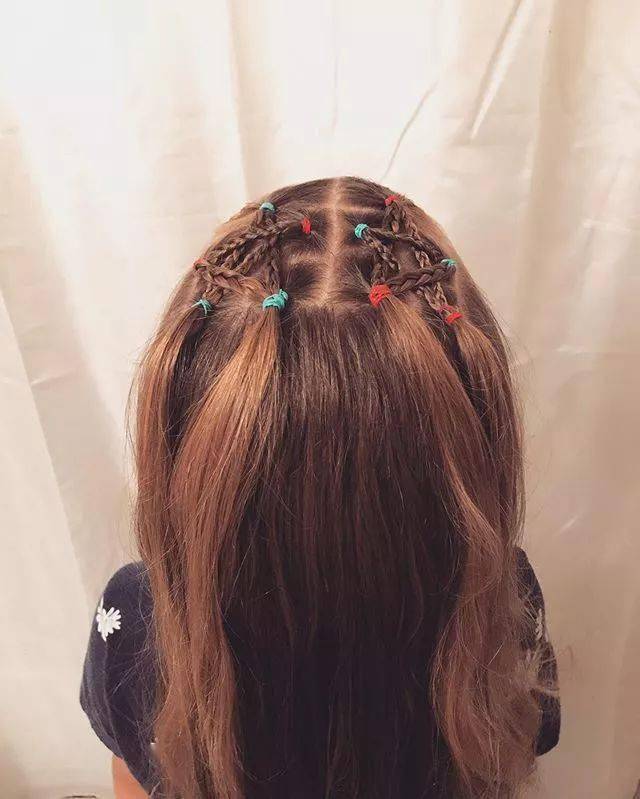 女儿|生个女儿，就要这样扎头发，又美又仙羡慕skr人！