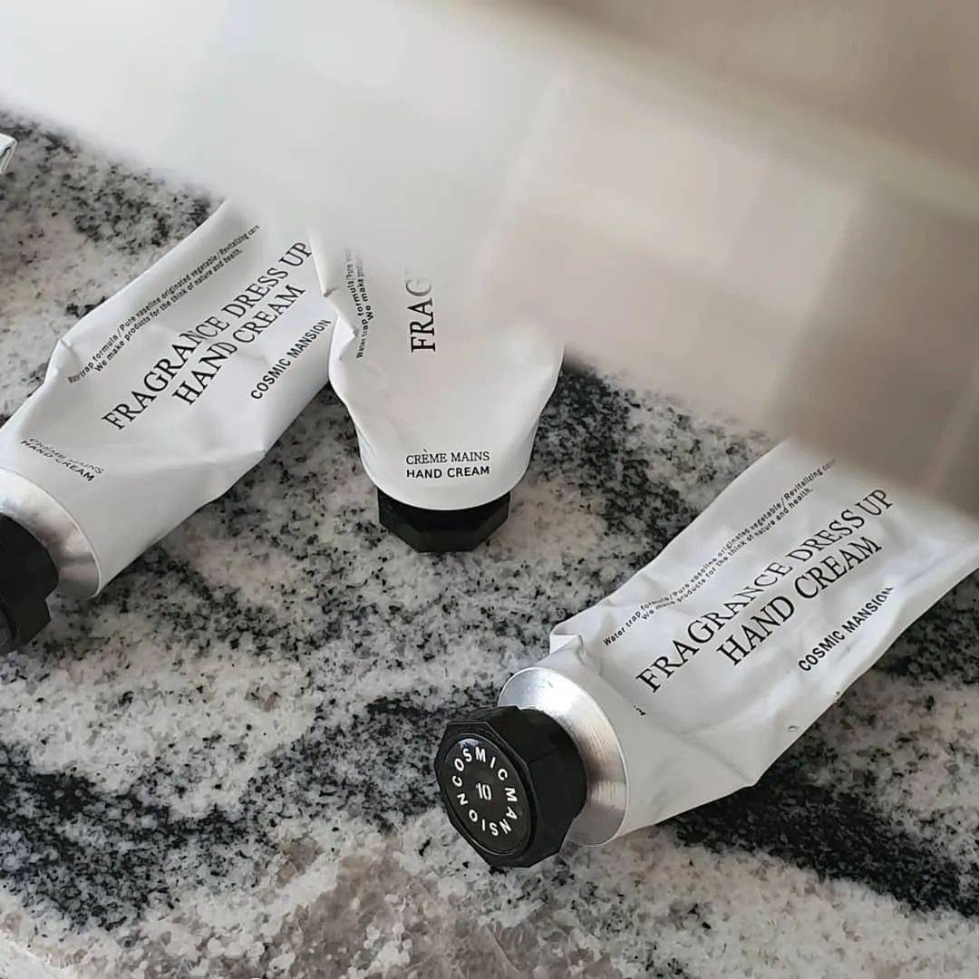 图片|从“粉红回忆”张小雨到“舞台妖精”绮绮子,张雨绮的表情管理到底是怎么练成的?