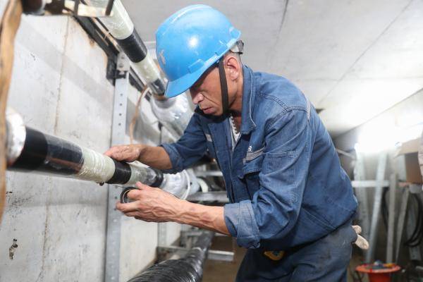 工程|上海：地下电缆敷设忙