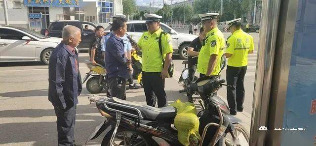 
忻州：交警查扣24辆摩托车！市区禁行摩托车！‘爱游戏（ayx）中国官方网站’(图3)