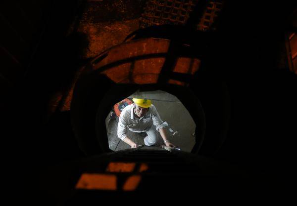 工程|上海：地下电缆敷设忙