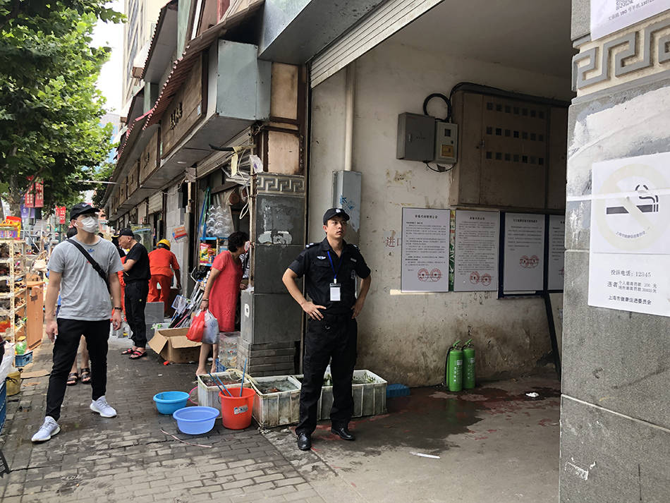 见证|上海市中心最后一家花鸟市场今日关闭，我们见证了最后时光