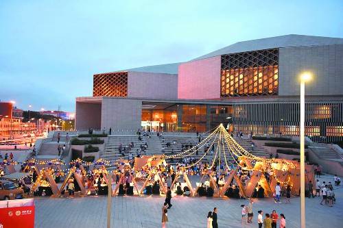 演出|剧院的“光”依旧璀璨