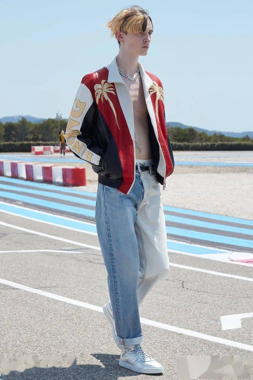 Heron|2020Q2最火品牌一览 | Heron Preston出任电竞顾问 | 陈冠希最新杂志封面