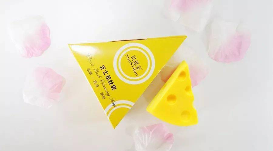 肌肤|脸上挤出的“白浆”是什么？原来是它作怪！出油、过敏也因此而起！