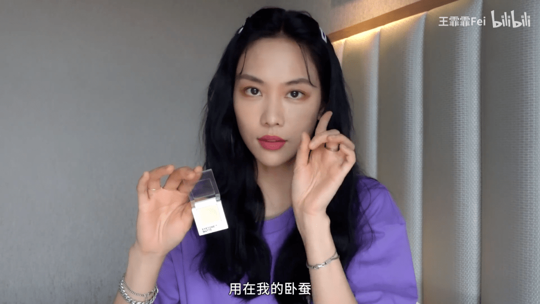 牛仔裤|打败万茜、宁静的王霏霏竟然是个ZARA女孩，想get她的49元同款T！