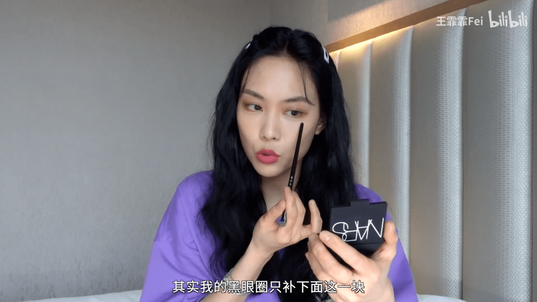 牛仔裤|打败万茜、宁静的王霏霏竟然是个ZARA女孩，想get她的49元同款T！