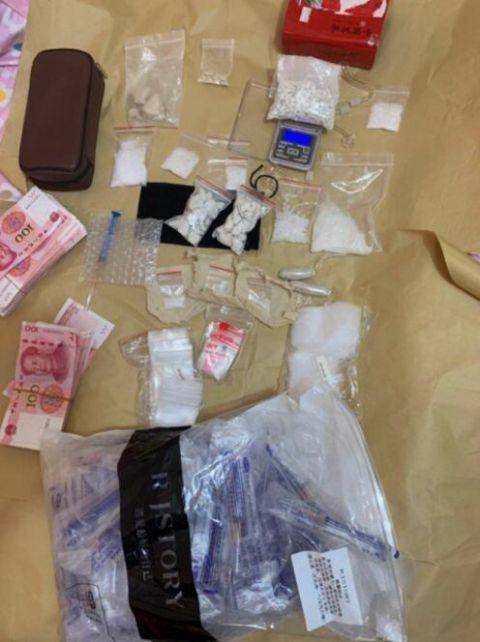 警方|警探号｜利用超市自助结账机“自我打折” 多人被抓获