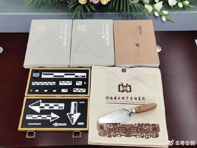 考古圈|被质疑没“钱”途？考古圈却集体宠她!北大回应太暖心→