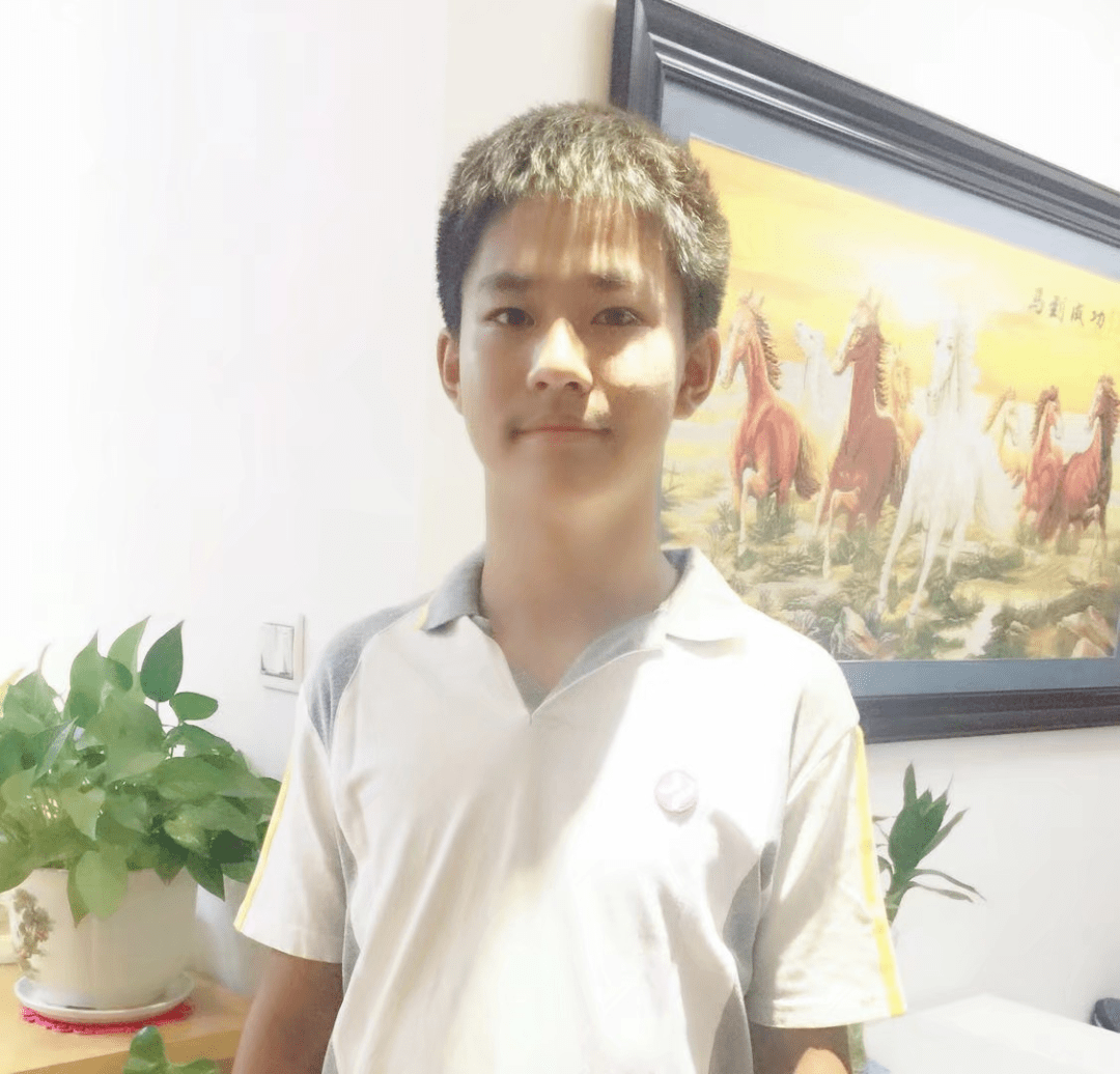 窦冉|学霸分享学习秘籍：高考考出好成绩主要靠这些