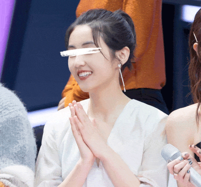 麦琪|穿这 4 款连衣裙真的很容易显土!!!