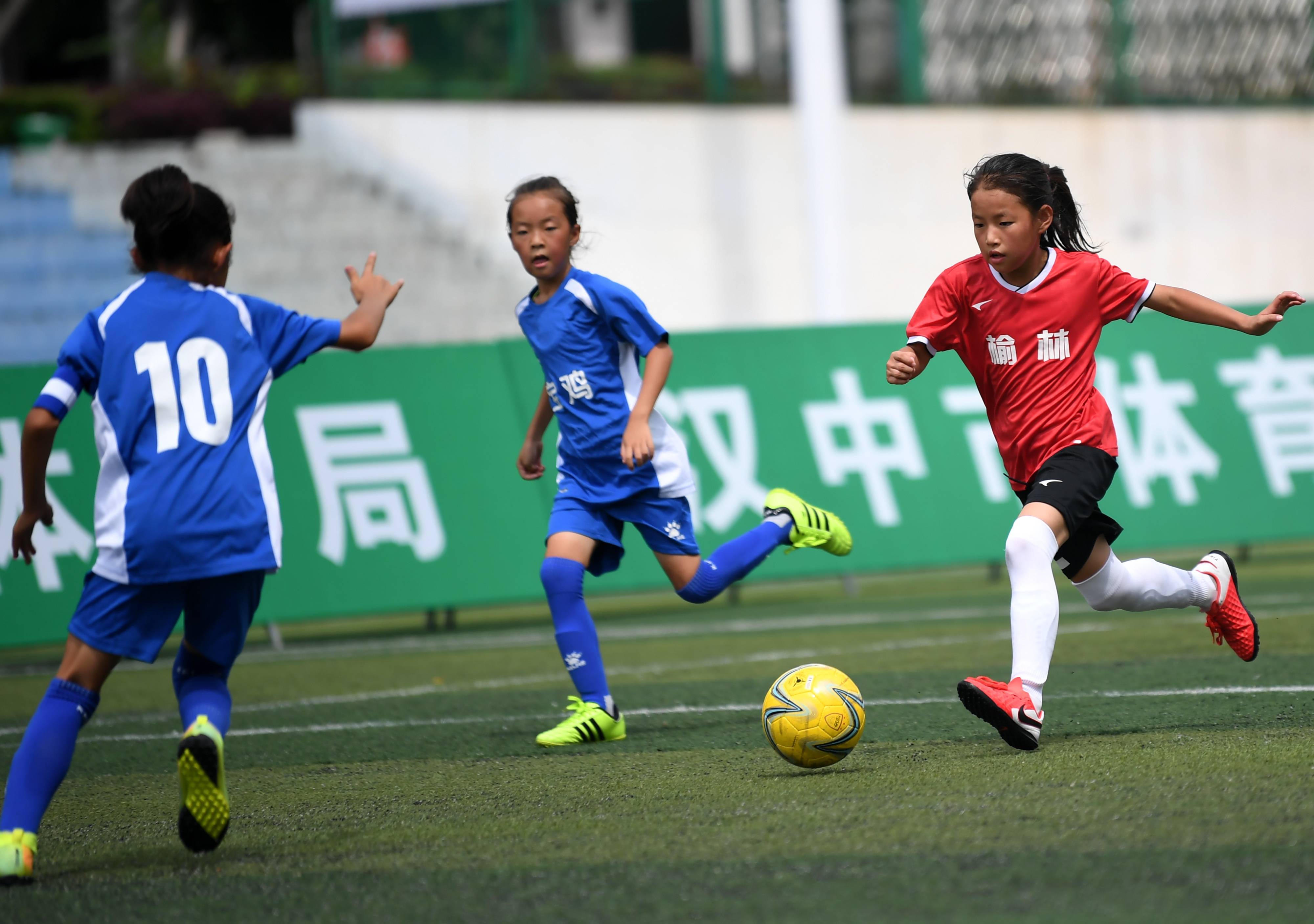 榆林|足球——绿茵驰骋群山间