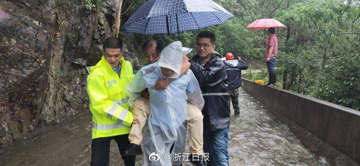 三市|台风“黑格比”来袭，温州、台州、丽水三市超53万户停电