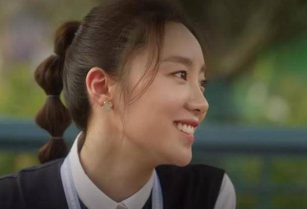 打脸张月?从环球小姐到渣女专业户,张萌坦言:林有有我绝不会演