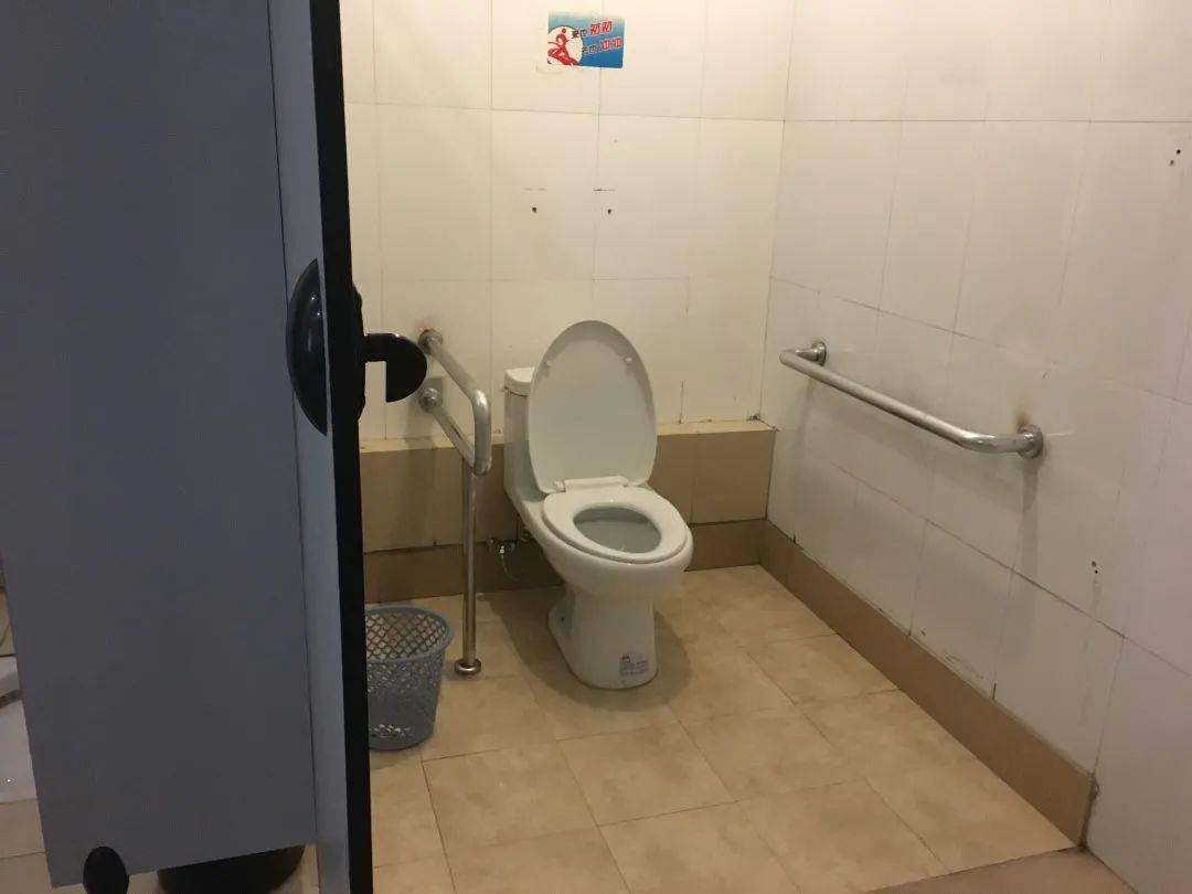 海宁2020年上半年gdp_海宁城管2019年图片